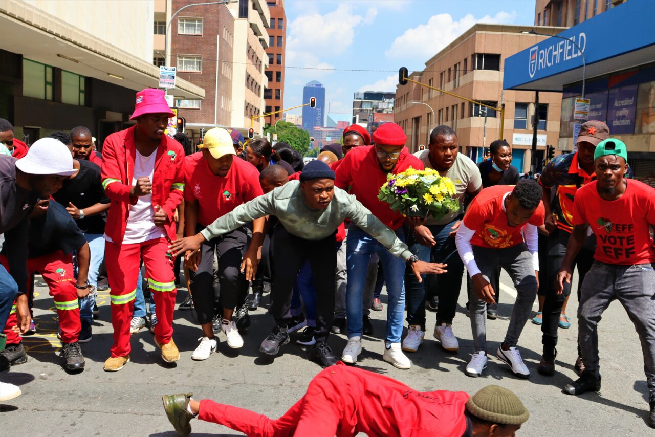 Students honour slain bystander - Wits Vuvuzela